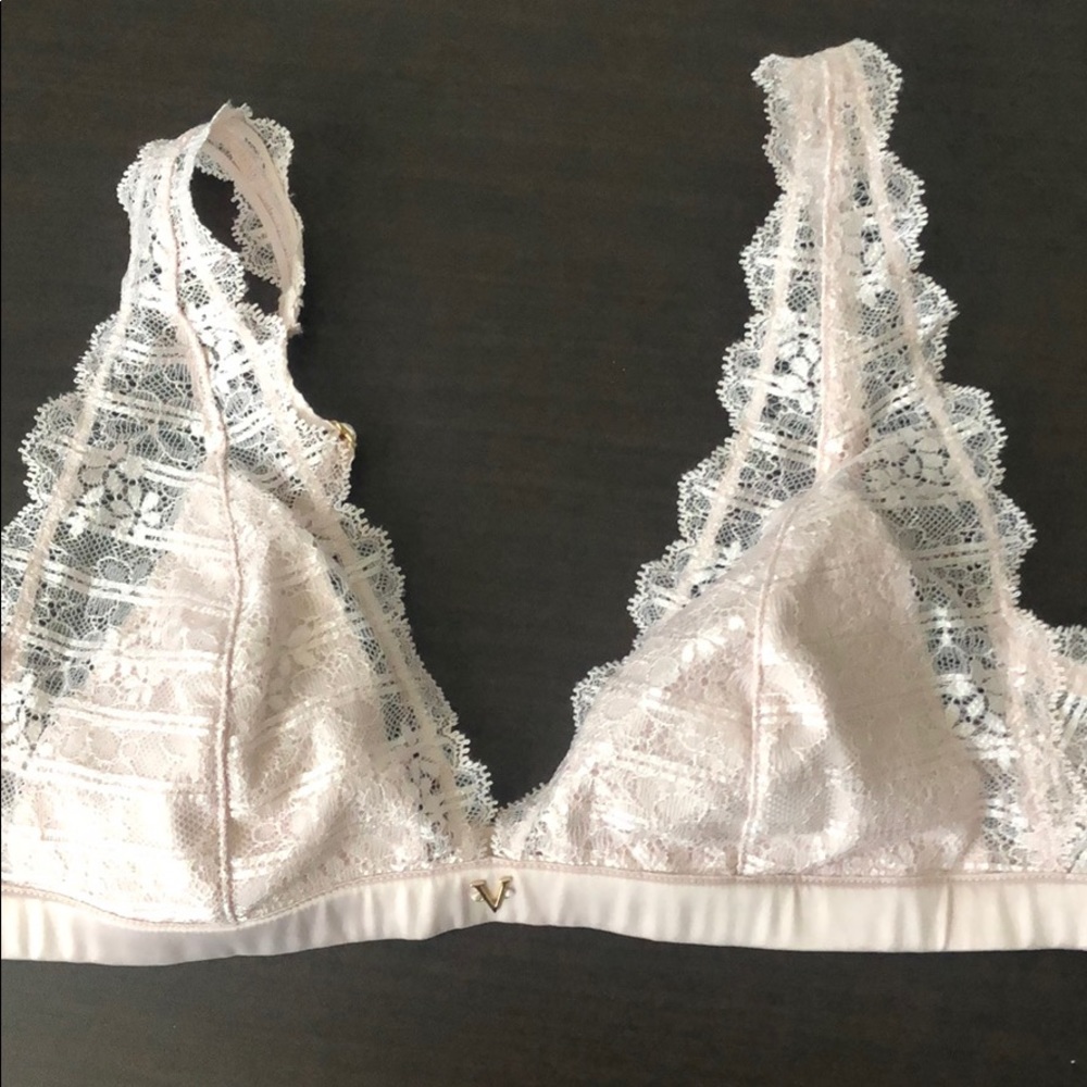 VS Bra